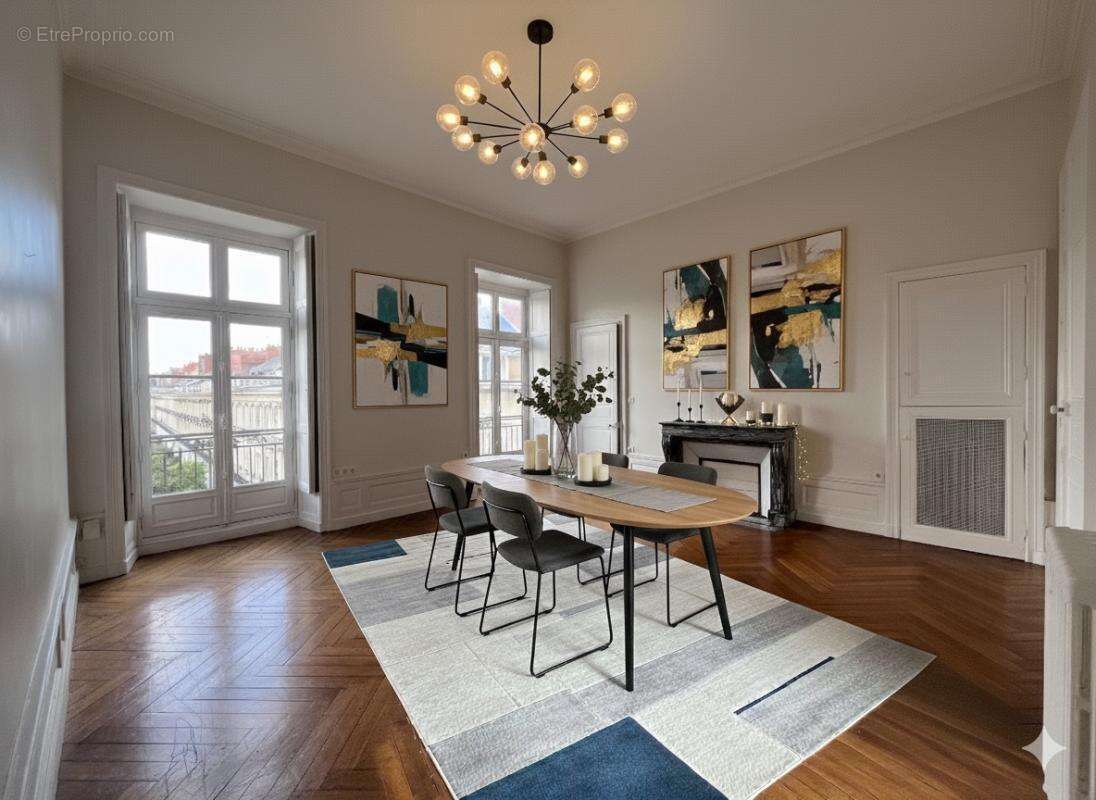 Appartement à NANTES