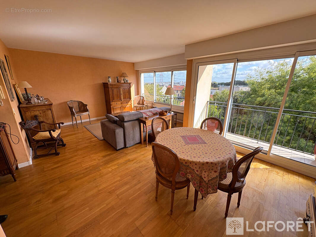 Appartement à PALAISEAU