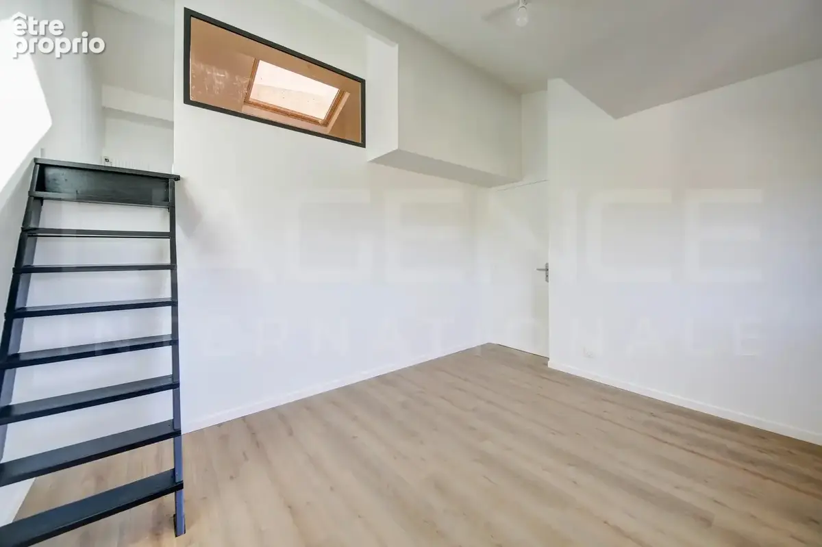 Appartement 4 pieces integralement renove - photo 11