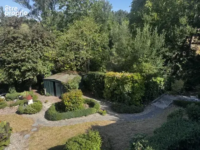 Maison sur2 niveaux 6 pp + garages + jardin - photo 10