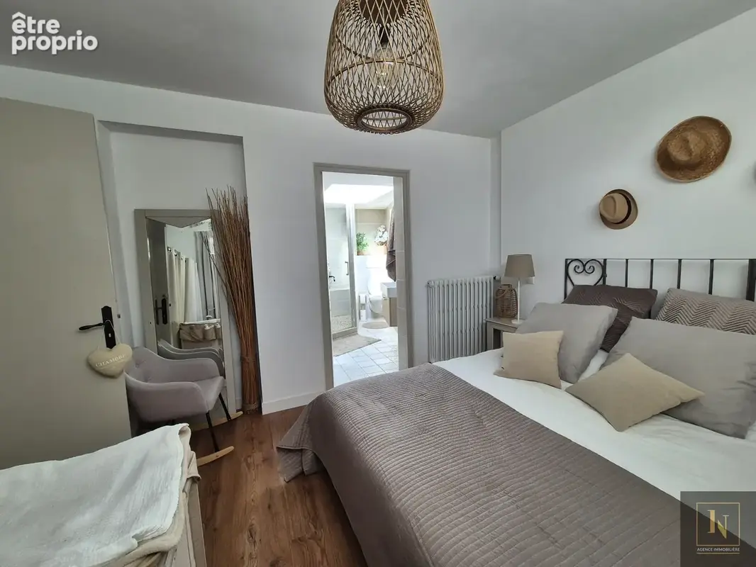 Bien d'exception Maison de VILLE 5 Chambres Garage Saint-Pere-en-Retz (44320)- Pays de RETZ - photo 27