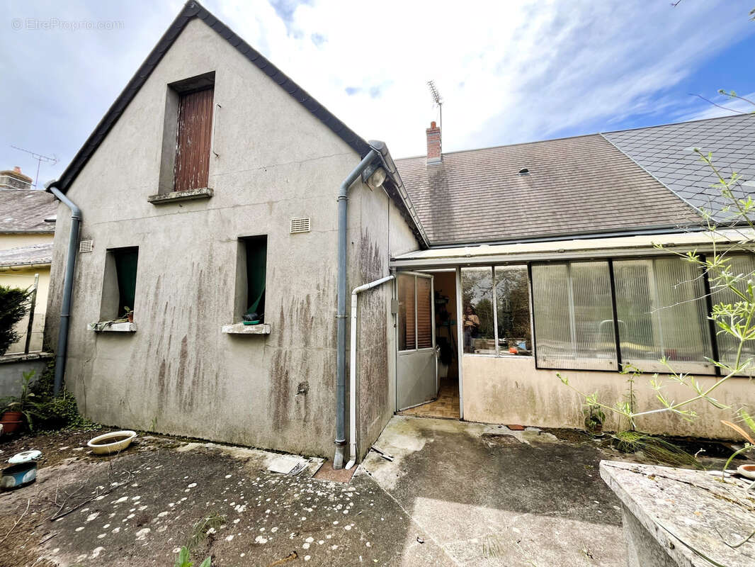 Maison à VILLERMAIN