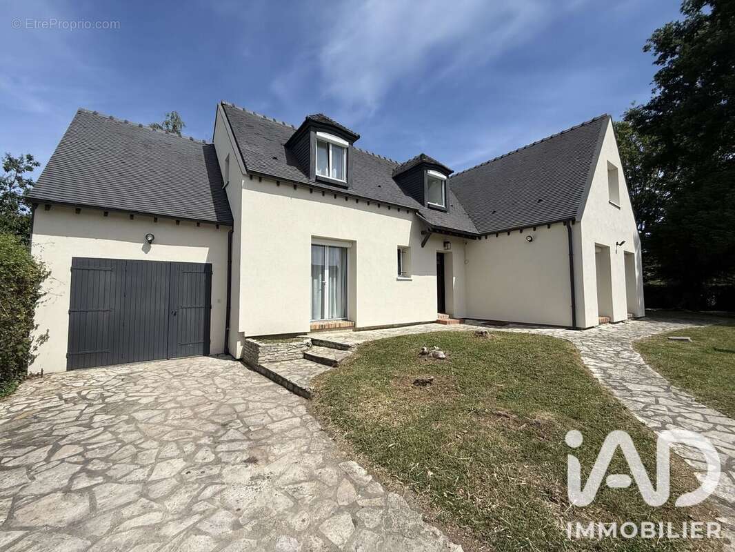 Photo 2 - Maison à VAUX-LE-PENIL