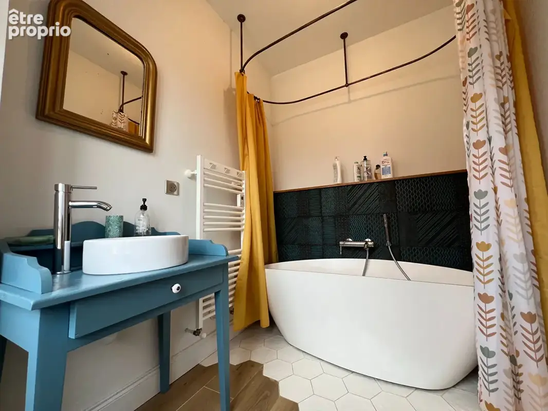 Maison Arpajon Sur Cere 5 pièce(s) 250.50 m2 - photo 9