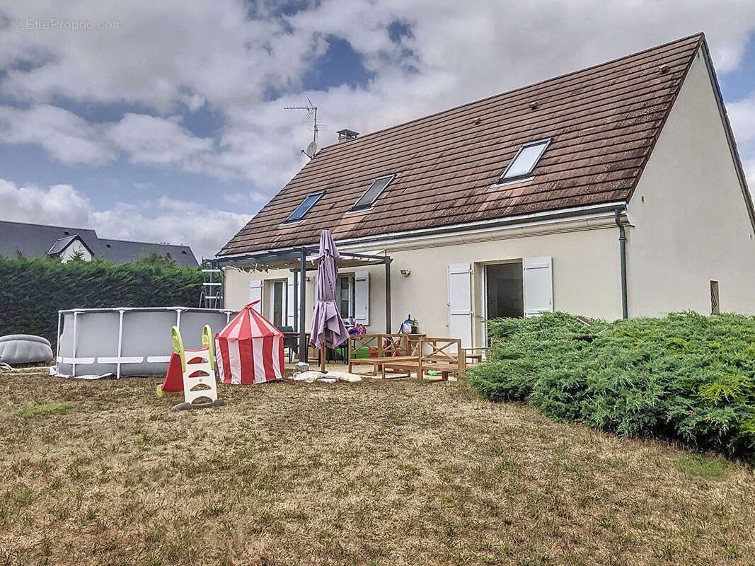 Maison à VINEUIL