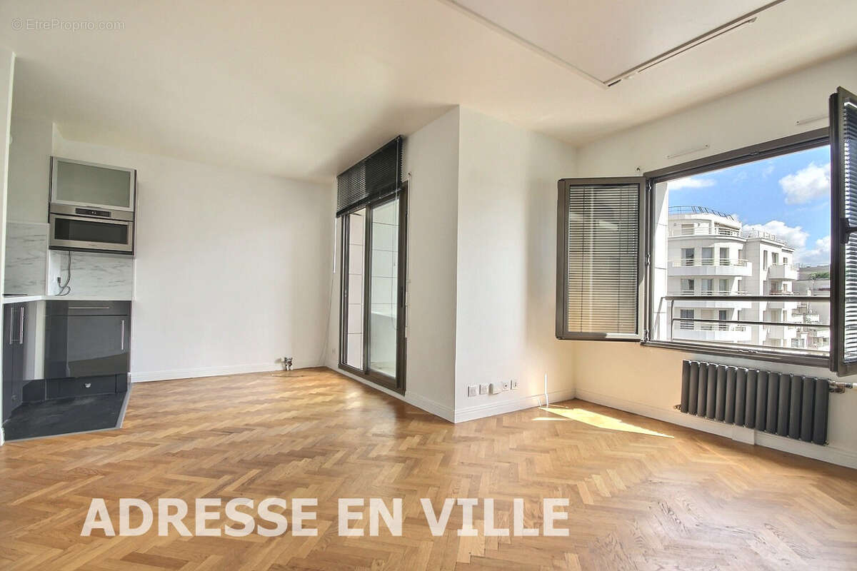 Appartement à LEVALLOIS-PERRET