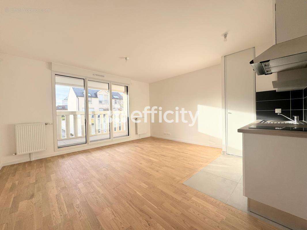 Appartement à SAINT-MAUR-DES-FOSSES