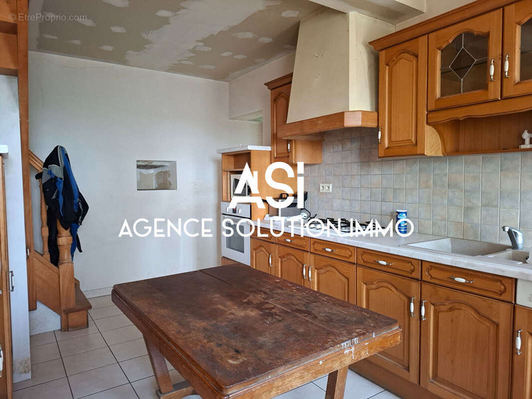 Maison à SAINT-JEAN-SUR-ERVE