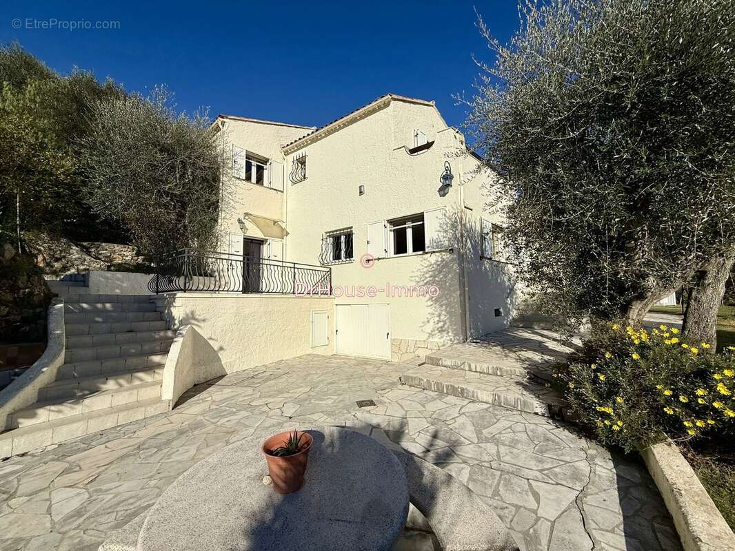 Maison à SAINT-JEANNET