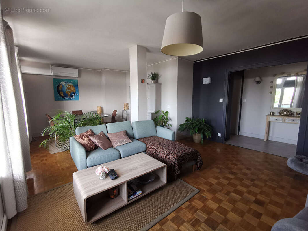 Appartement à SAINT-APOLLINAIRE