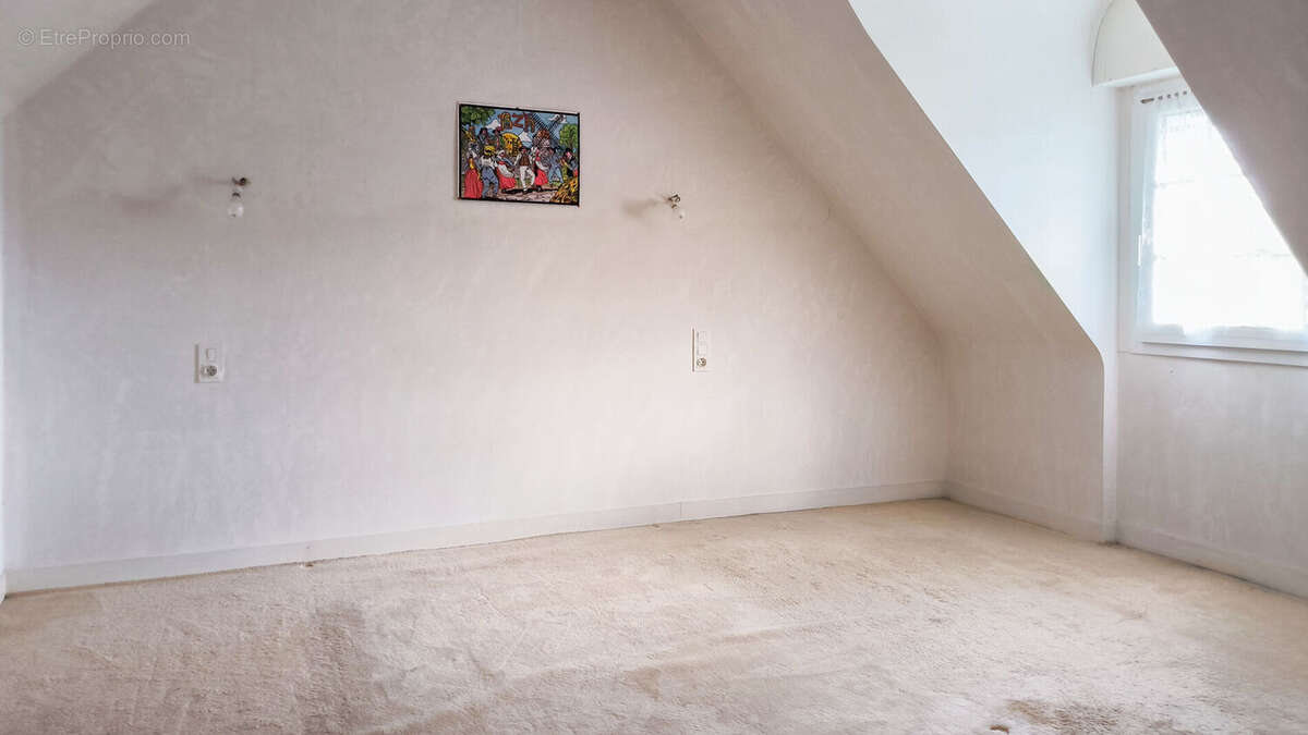 Melgven - Maison familiale de 5 chambres avec vie de plain pied - photo 13
