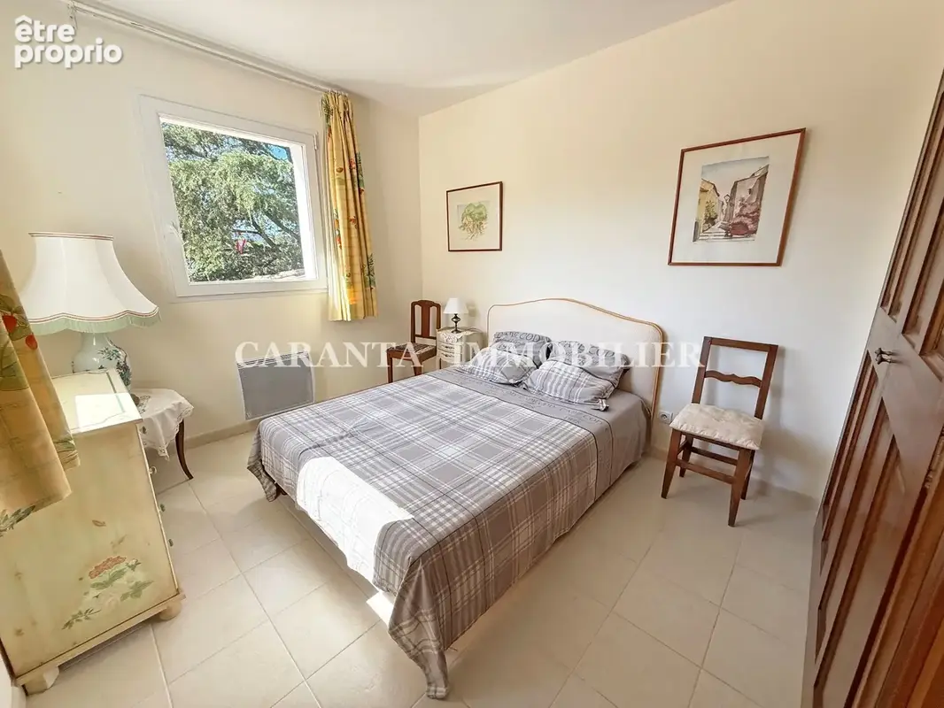 vente propriété 8 pièces Sainte Maxime avec piscine, garage et aperçu Mer à 400m du port. - photo 14