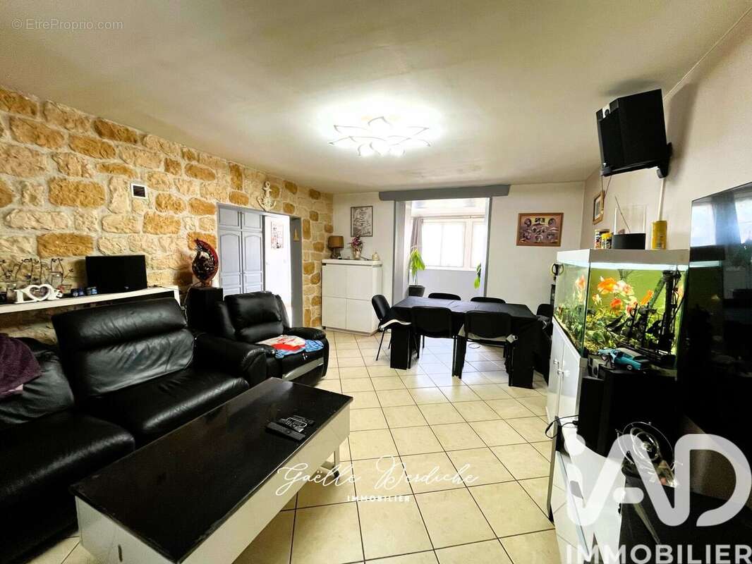 Maison 101 m² à Vimpelles  - photo 6