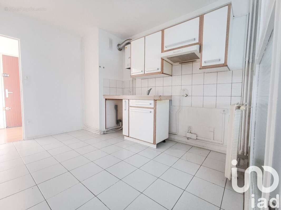 Photo 2 - Appartement à VILLENEUVE-LES-AVIGNON