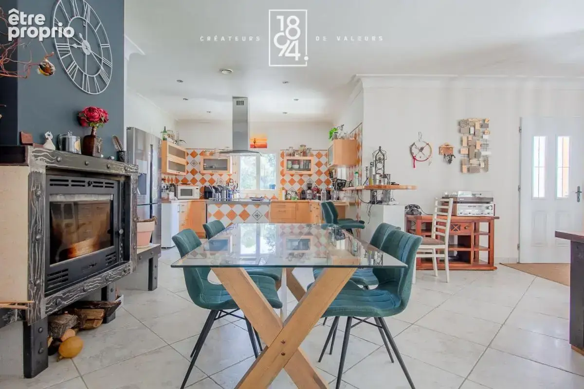 Maison familiale avec dépendance à la bastidonne - photo 8