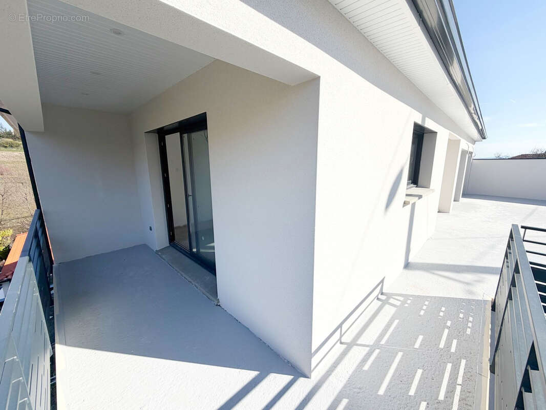 Maison à CHATEAUGAY