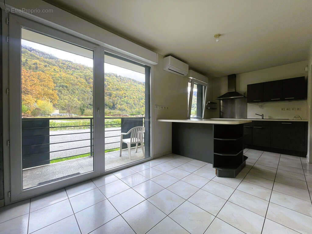 Appartement à TENCIN