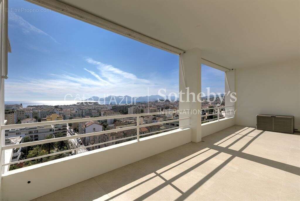 Appartement à CANNES