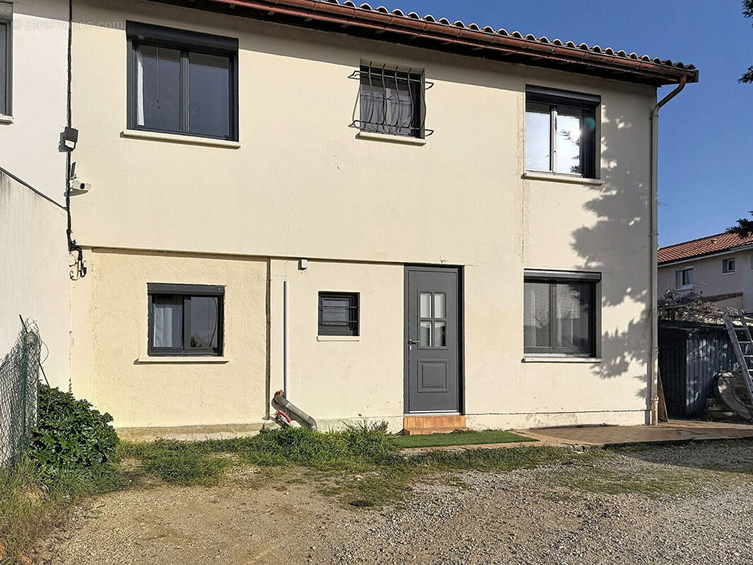 Maison à VILLENAVE-D'ORNON