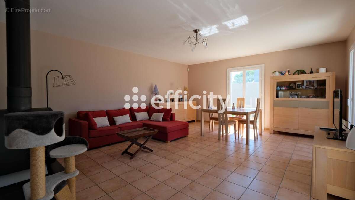 Maison 145 m² à Agde  - photo 5