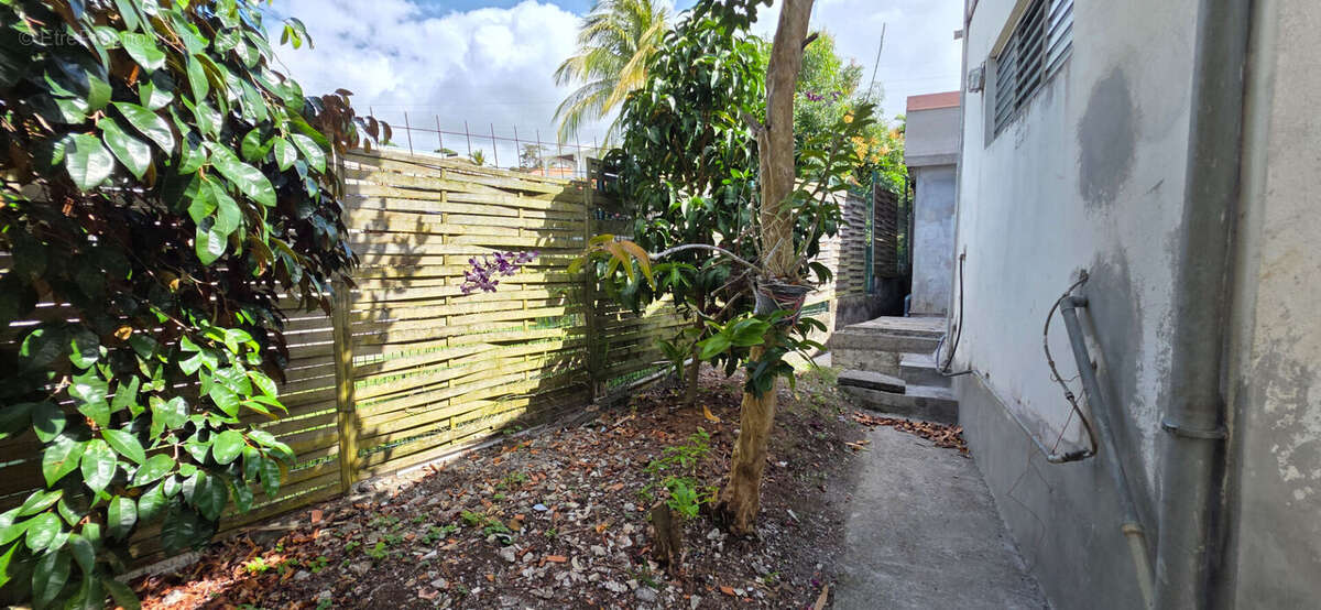 Maison à SCHOELCHER