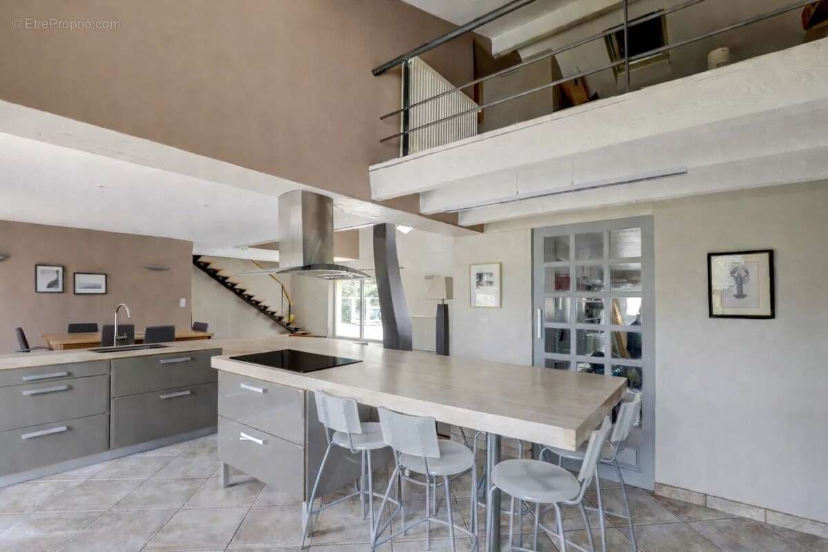 Maison à SAINT-GENIES-BELLEVUE