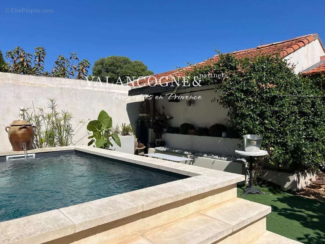 Maison de village avec piscine - photo 8