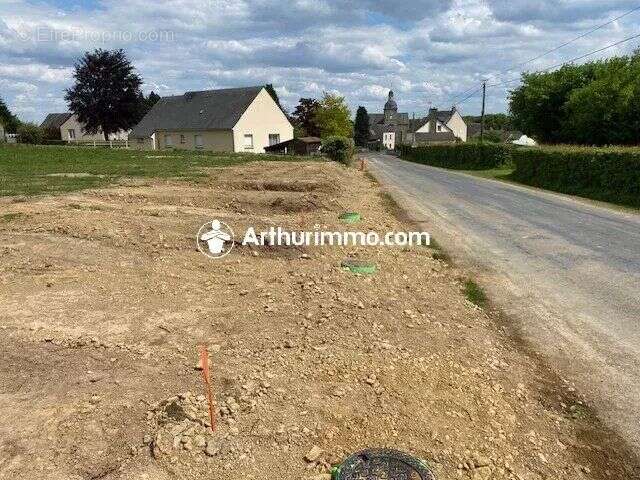 Terrain à LE MENIL-DE-BRIOUZE