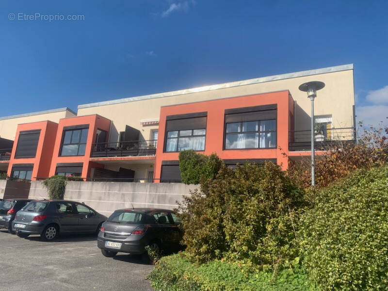 Appartement à LE RELECQ-KERHUON