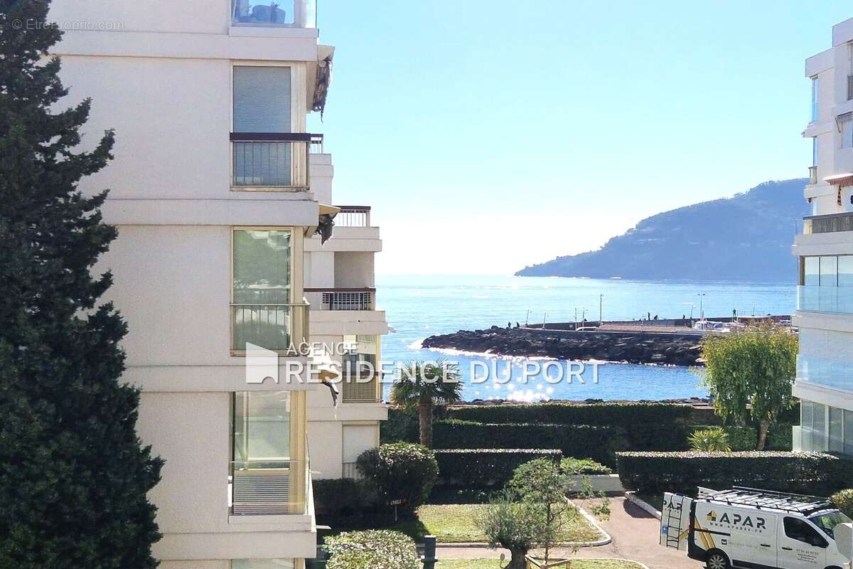 Appartement à MANDELIEU-LA-NAPOULE