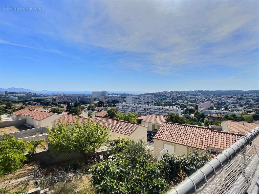 Appartement à MARSEILLE-15E