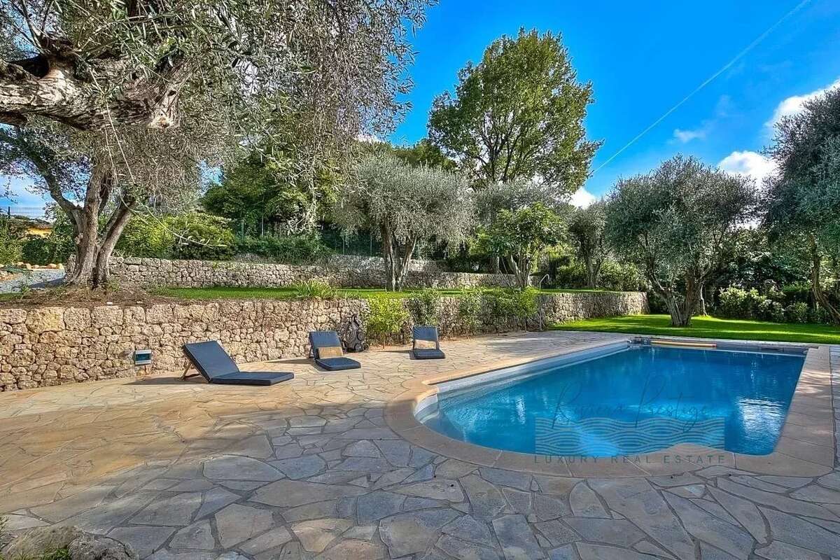Maison à MOUGINS