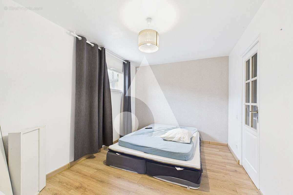 Maison familiale avec logement indépendant - La Roche-sur-Yon 260 m² habitable - photo 13