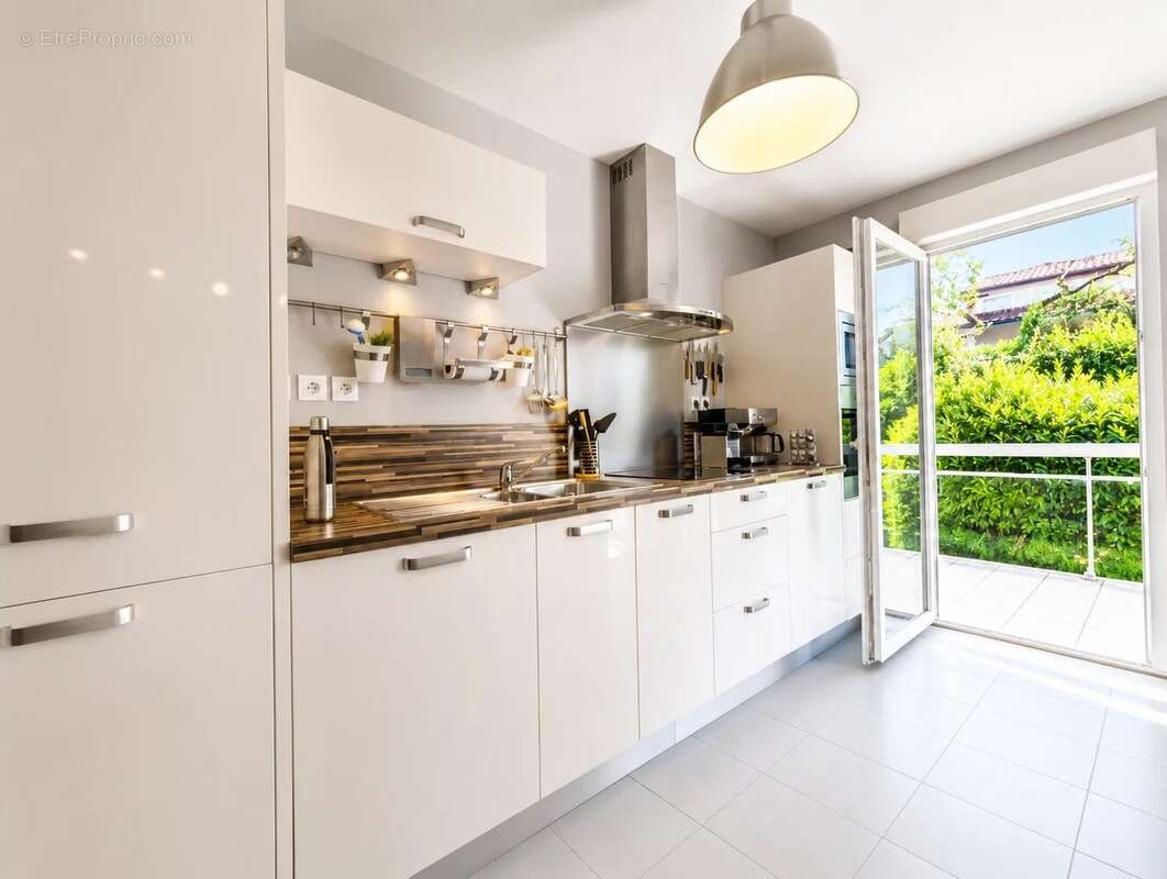 Appartement T3 récent de 69 m2 à Neuvecelle - photo 3