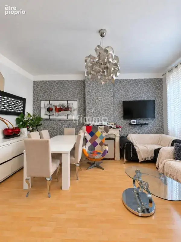 Appartement à MARSEILLE-7E