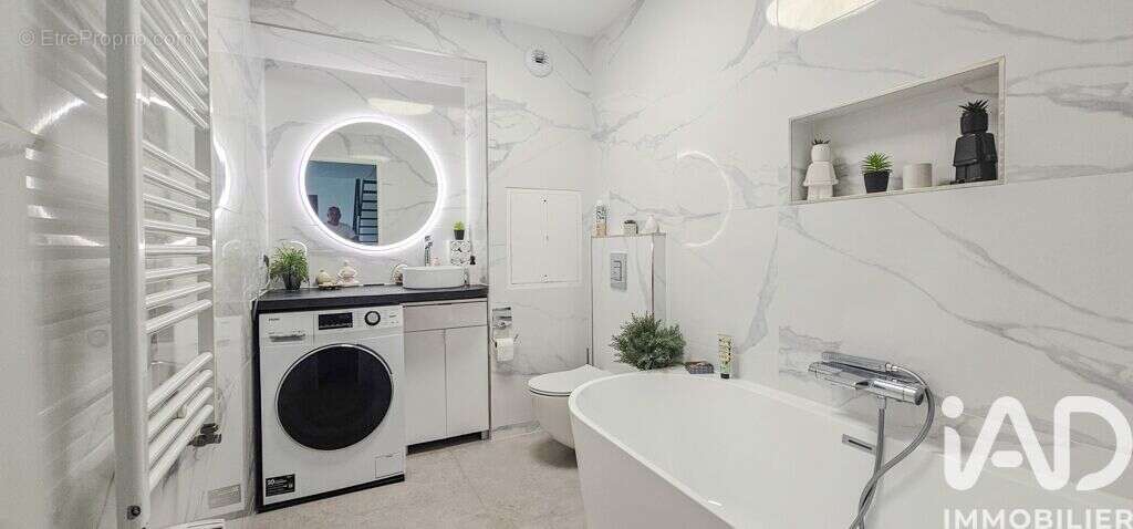 Photo 8 - Appartement à BUSSY-SAINT-GEORGES