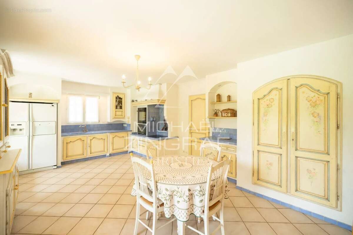 Maison à GRAVESON