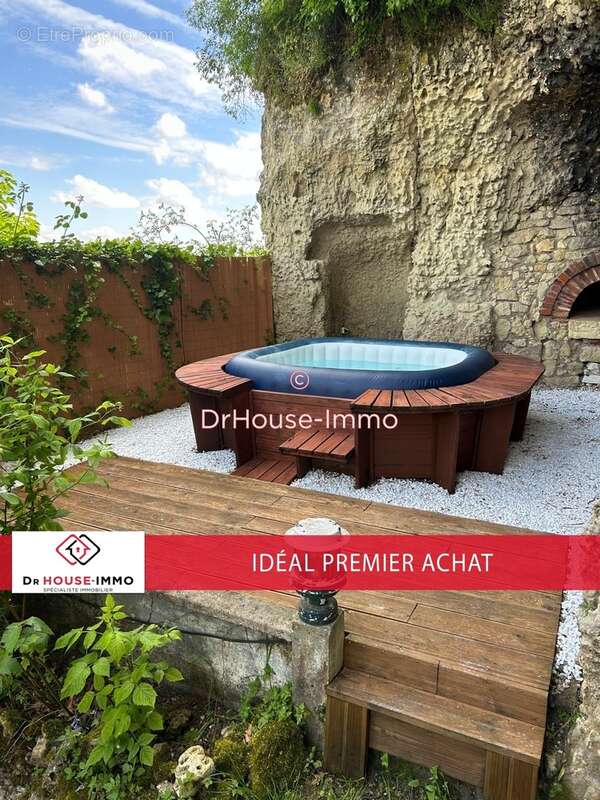 Maison à MONTLOUIS-SUR-LOIRE