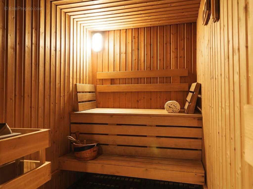 Appartement à MARSEILLE-5E