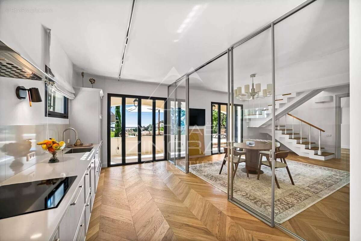 Maison à ROQUEBRUNE-CAP-MARTIN