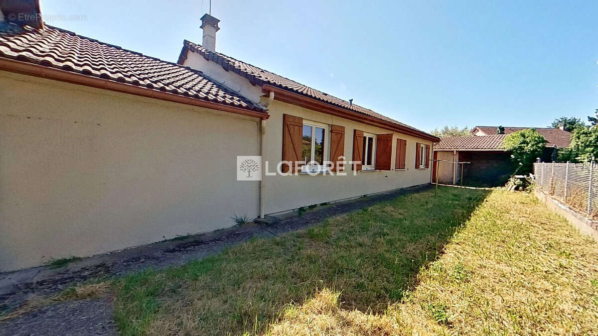 Maison à DECINES-CHARPIEU