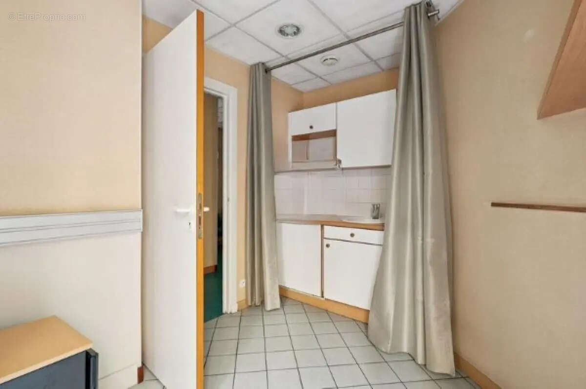 Commerce à PARIS-15E