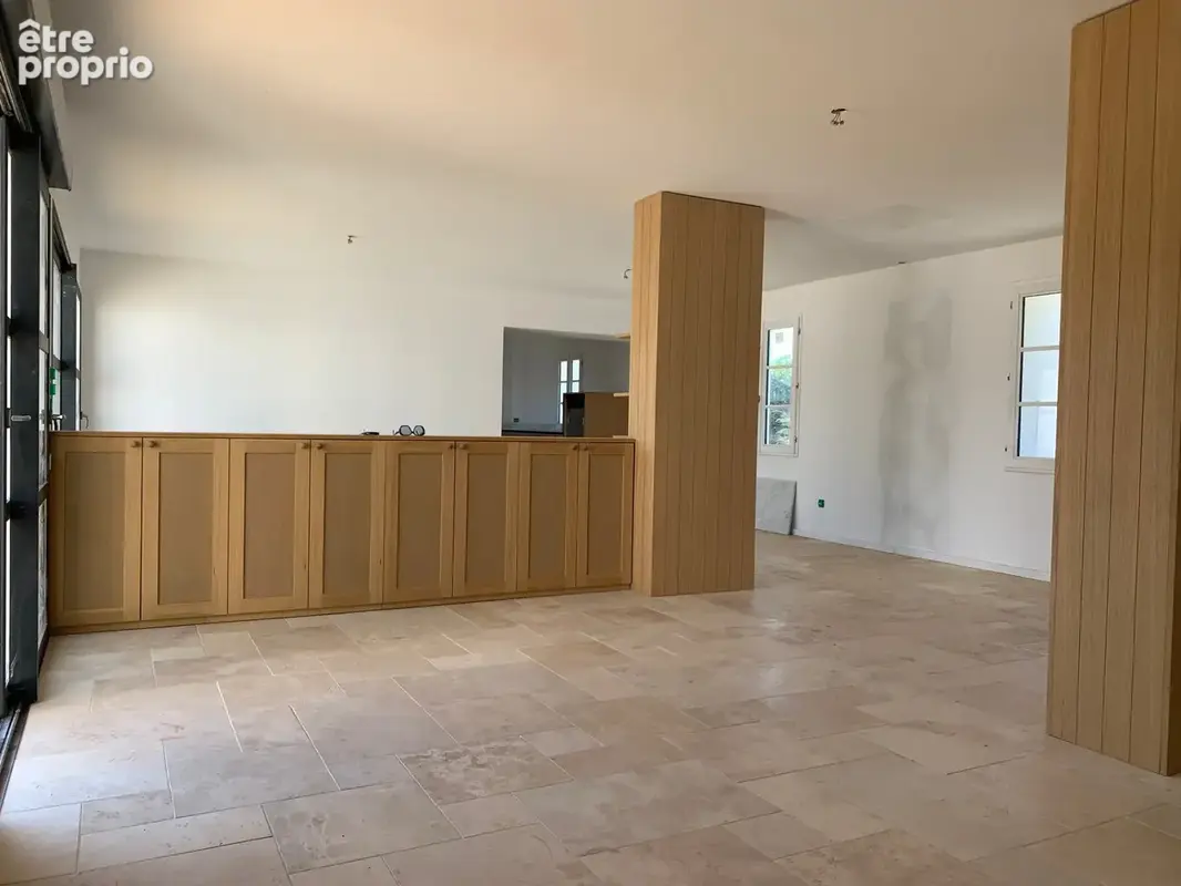 Maison neuve - 4 chambres - piscine et stationnement - photo 3