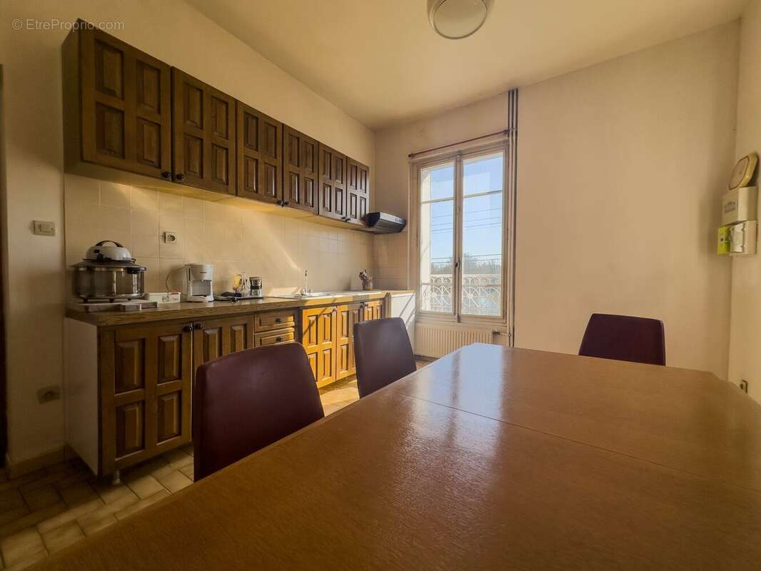 Maison à BONNIERES-SUR-SEINE