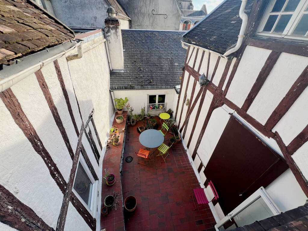 Appartement à SENS