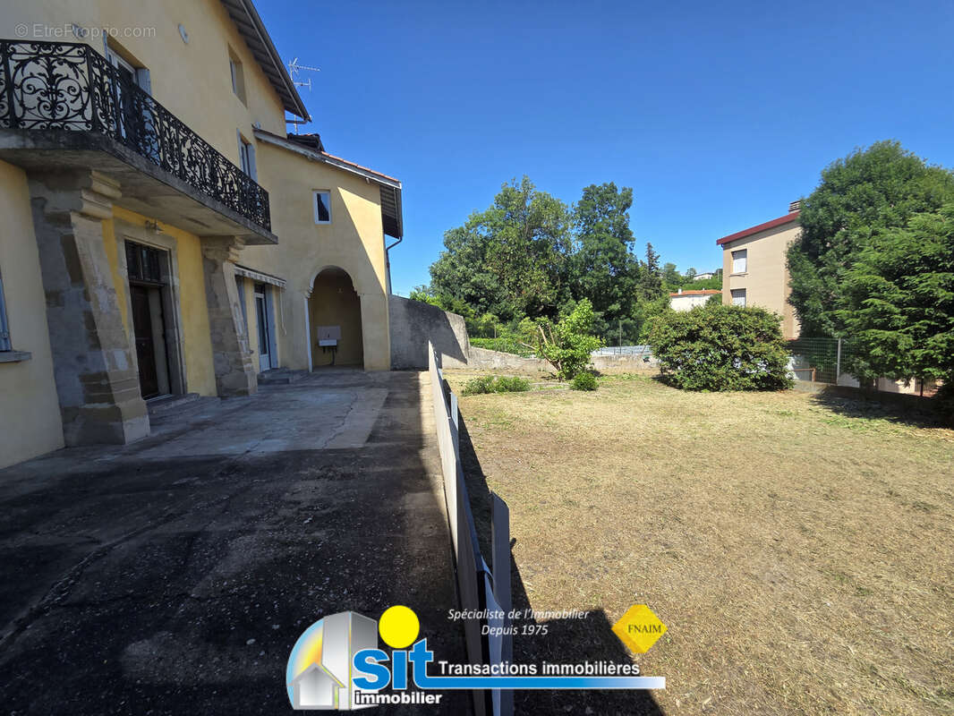 Appartement à ROUSSILLON