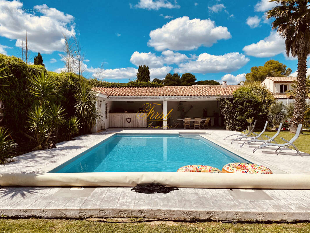 Au calme sans vis à vis, villa de plain pied 168m2 sur une parcelle de 1299 m2 - photo 10
