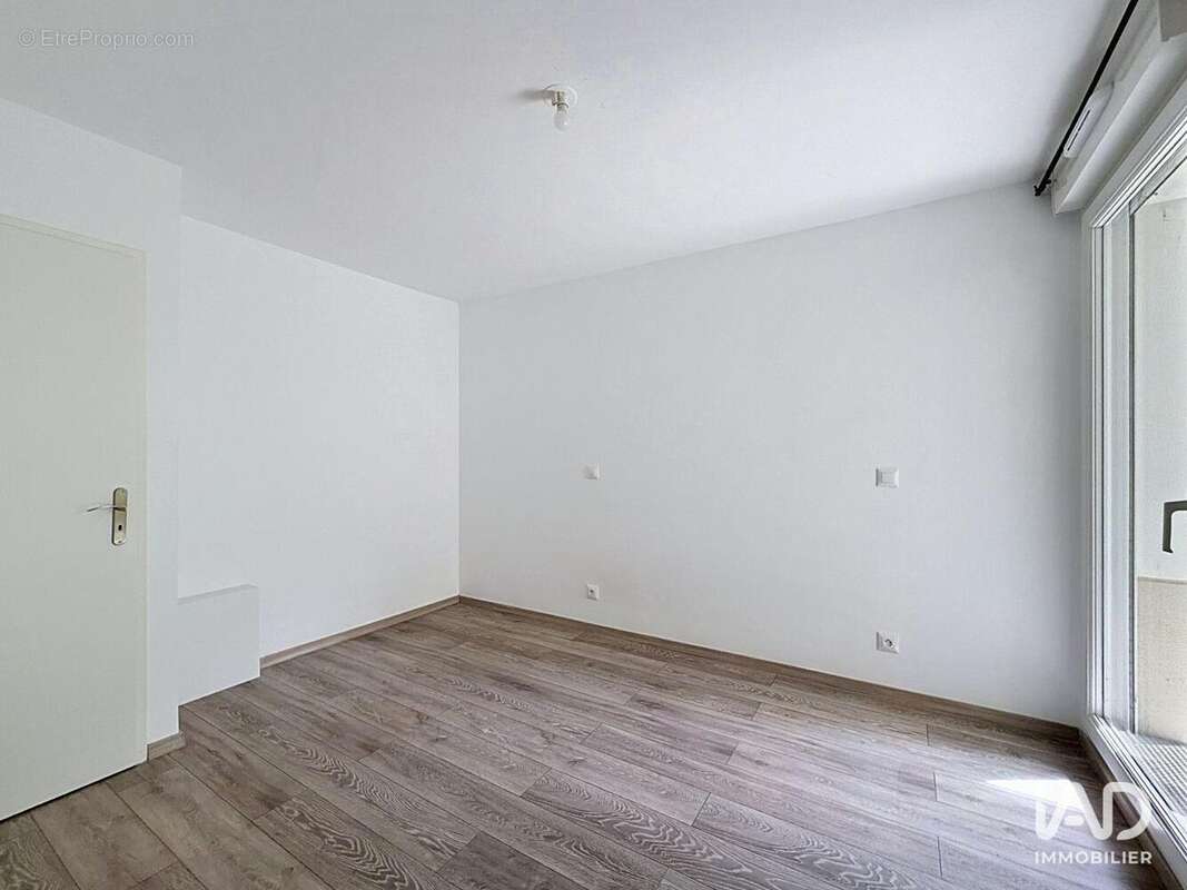 Appartement 60 m² à Gretz-Armainvilliers  - photo 8