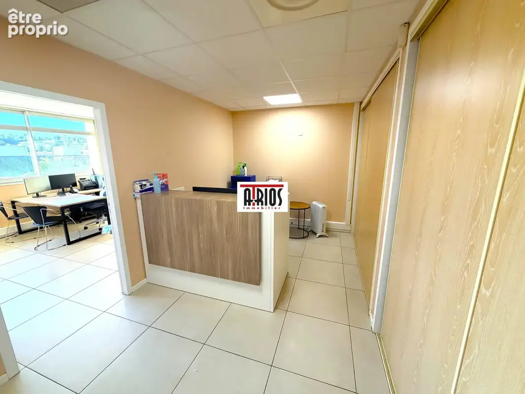 Commerce 62 m² à vendre à La Valette-Du-Var (83160) - photo 4