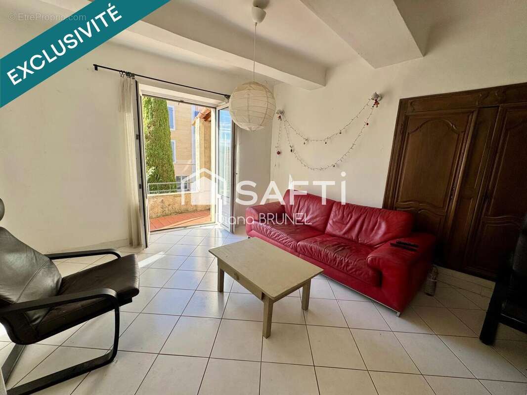 Photo 6 - Appartement à LA TOUR-D&#039;AIGUES